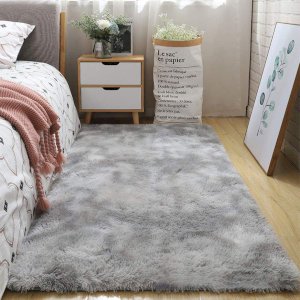 Soft Velvet Texture Non-Slip Fluffy Bedroom Carpet for Comfort and Relaxation